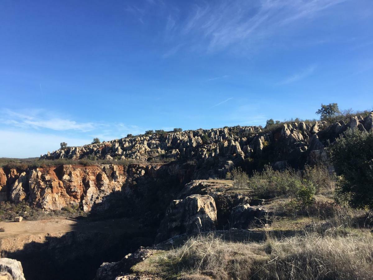 Casa Rural Nacimiento Del Hueznar - Tomillo 17 San Nicolás del Puerto Exteriör bild